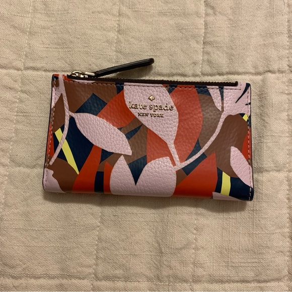 kate spade Handbags - Kate Spade Wallet